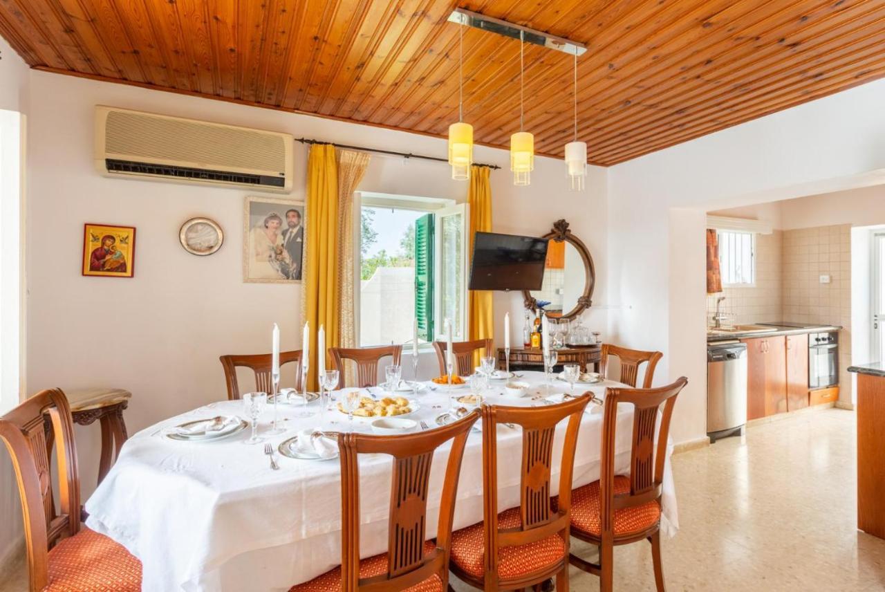 Villa Constantinos Kato Yialia 外观 照片